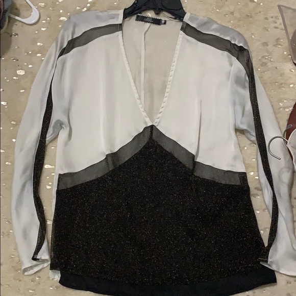BKE boutique sheer white black and gold top - Picture 1 of 1